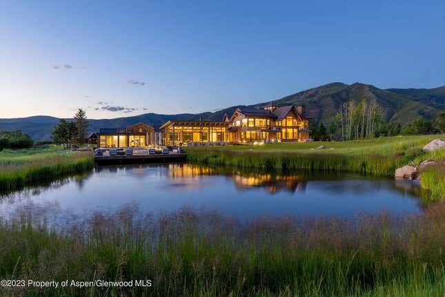 Image for article titled We&#39;re rounding up the most expensive houses sold in America this year