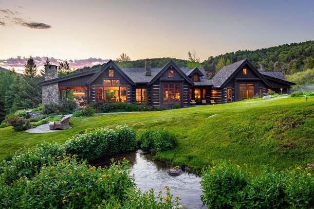 Image for article titled A Gilded Age townhouse, a Lake Tahoe retreat, and a Georgetown mansion: This week’s luxury real estate roundup