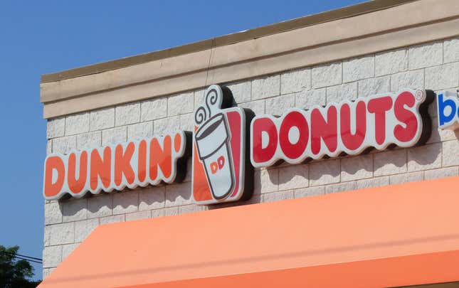 Image for article titled McDonald&#39;s, Wendy&#39;s, and 8 other fast food chains ranked by actually getting your order right