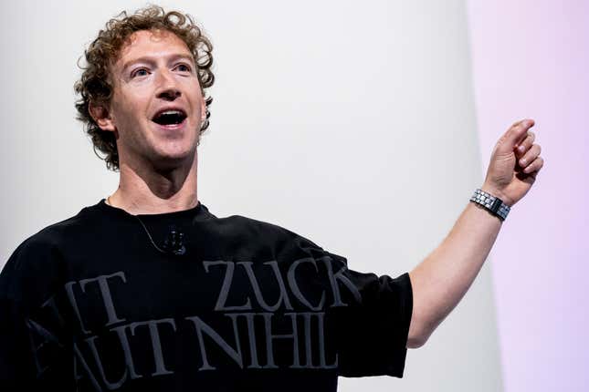 Image for article titled Mark Zuckerberg wants to be on Donald Trump's good side
