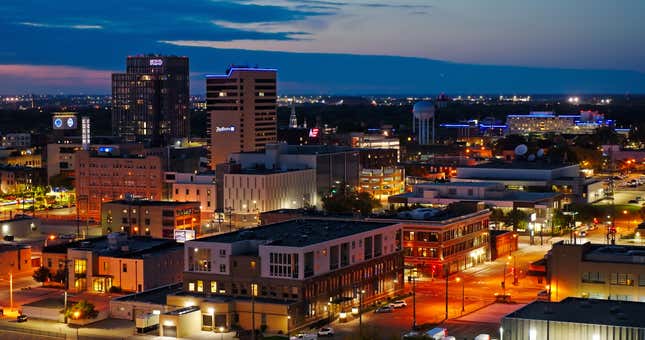 skyline of Fargo at sunset
