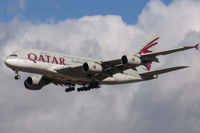 A Qatar Airways plane