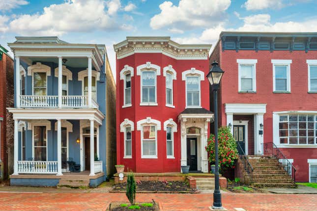 Image for article titled The 10 most competitive housing markets in 2025, according to Zillow