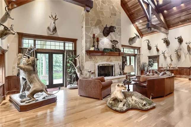 Image for article titled A Michigan villa, a Georgia mansion, and a Pennsylvania ranch: A special swing state luxury real estate roundup