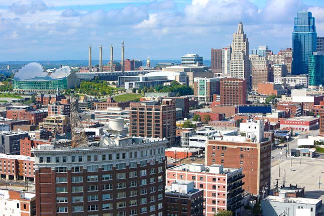 Image for article titled The 10 most competitive housing markets in 2025, according to Zillow