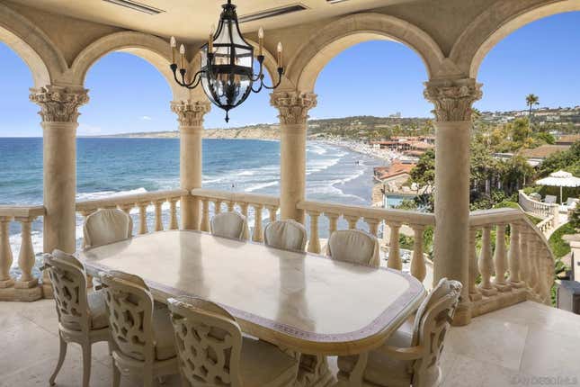 Image for article titled A Gilded Age townhouse, a Lake Tahoe retreat, and a Georgetown mansion: This week’s luxury real estate roundup