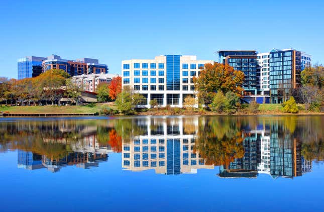 Image for article titled The 5 best cities in America to find a job right now — and the 5 worst