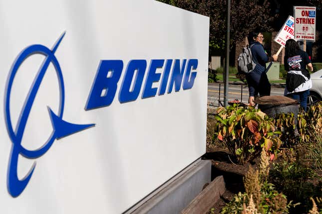 Image for article titled Boeing delivered less than half as many planes as Airbus last year