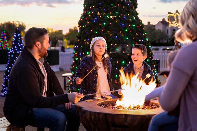 Image for article titled The 5 top-rated hotels for Christmas travel