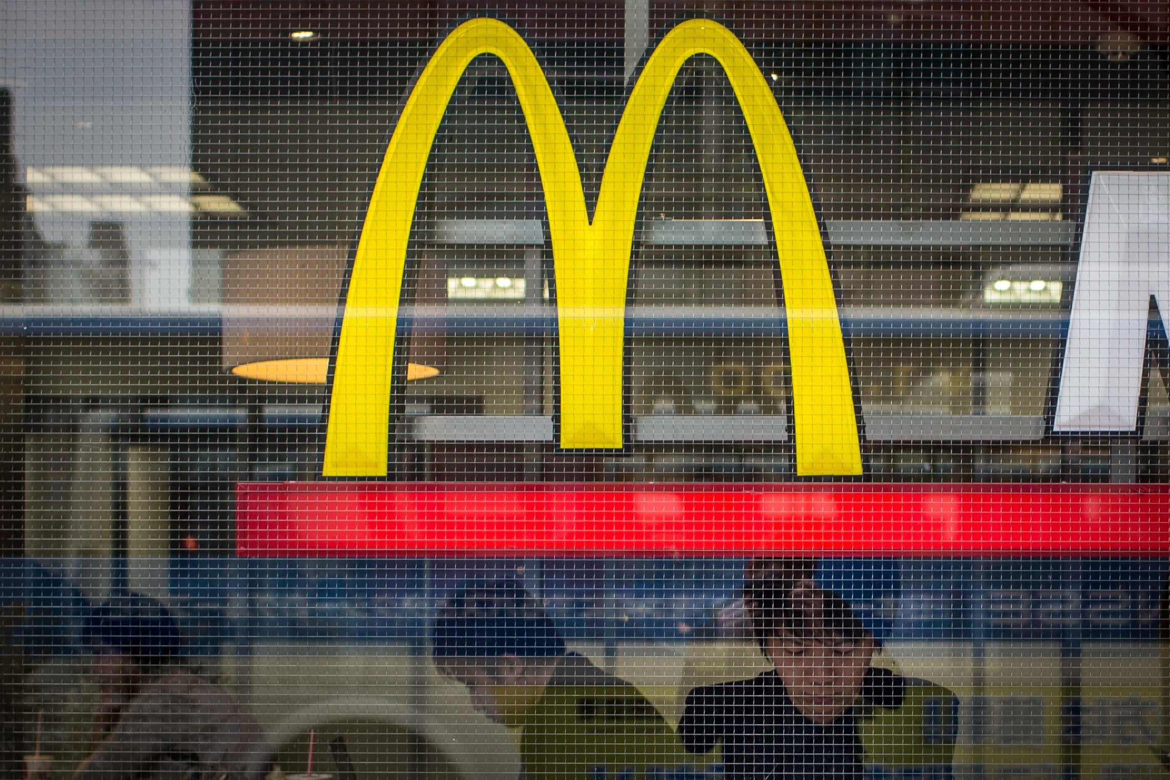 Image for McDonald's, Wendy's, and 4 more chains using AI to feed you faster