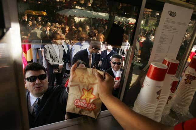 Image for article titled McDonald&#39;s, Burger King, Taco Bell, and 7 other fast food chains ranked by customer service